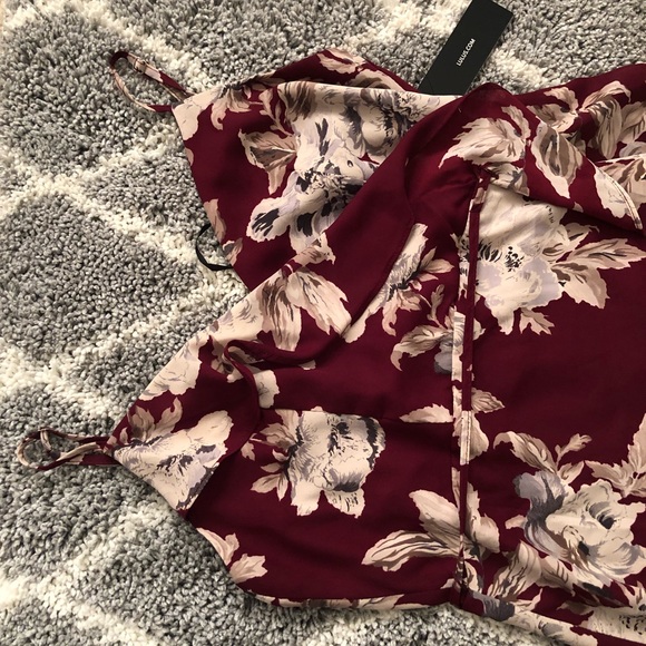 Lulu’s Floral Wrap Dress Size Small - Picture 8 of 13